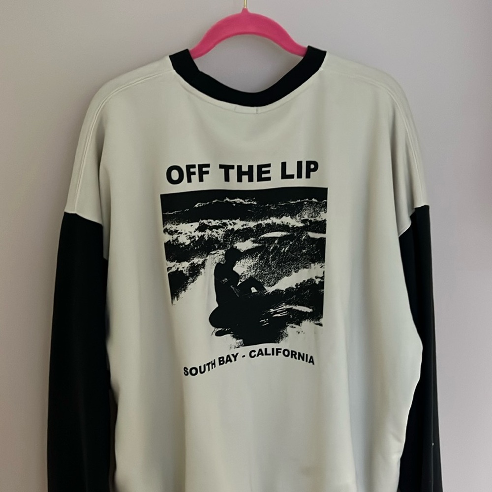 Brandy Melville Off The Lip pullover sweatshirt